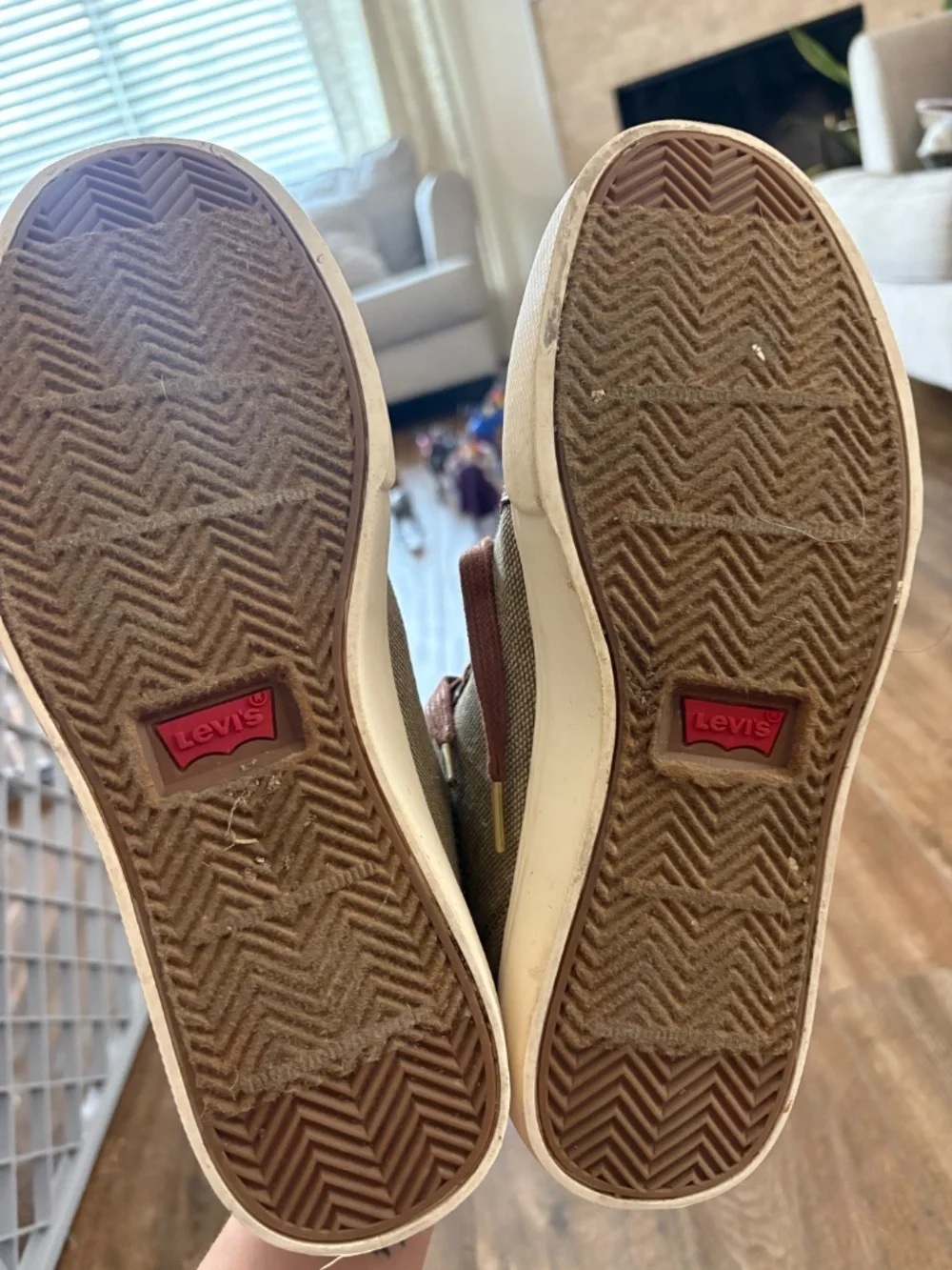 Levis mens shoes